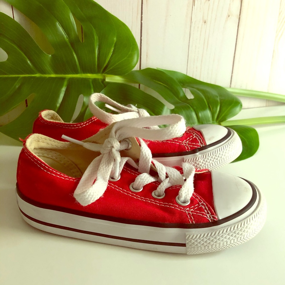 Red Converse